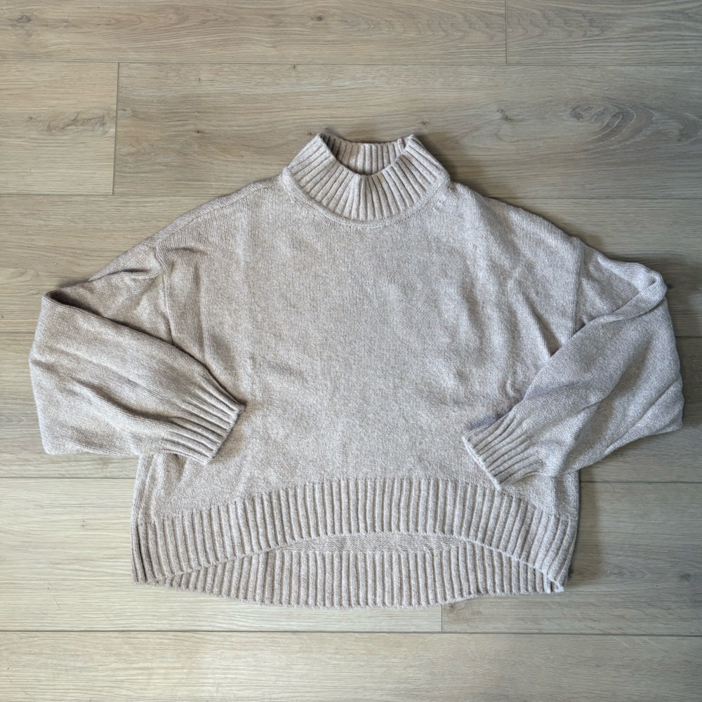 GAP Cream Mock Neck Ribbed Hem Sweater